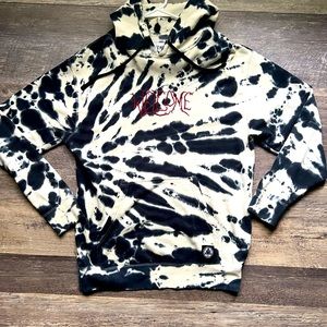 Mens size M Welcome Hoodie
